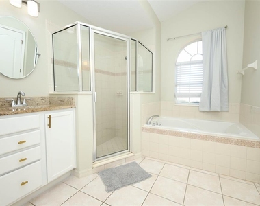 200 Patrice Hope Street - Photo Thumbnail 10