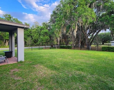 5190 Minneola Lane - Photo Thumbnail 10