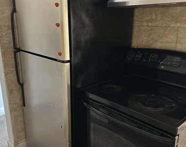 7731 Udine Avenue - Photo Thumbnail 3