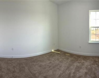 10374 Pearson Ave - Photo Thumbnail 21