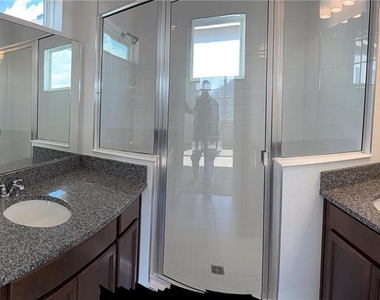 10374 Pearson Ave - Photo Thumbnail 18