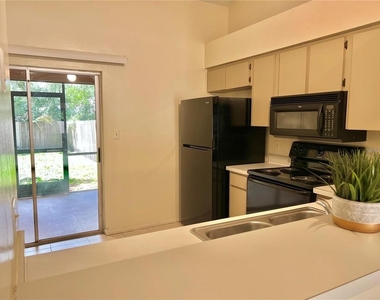 10376 Riva Ridge Trail - Photo Thumbnail 3