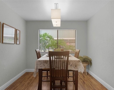 524 Sun Valley Village - Photo Thumbnail 5