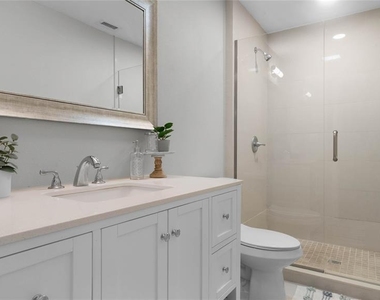 524 Sun Valley Village - Photo Thumbnail 14