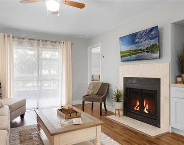 524 Sun Valley Village - Photo Thumbnail 9