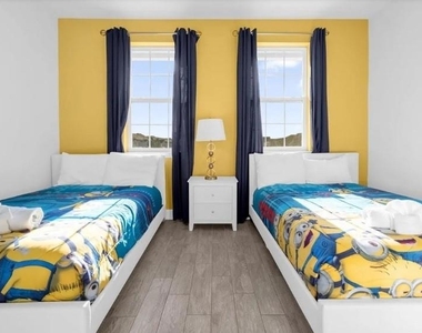 450 Captiva Drive - Photo Thumbnail 17