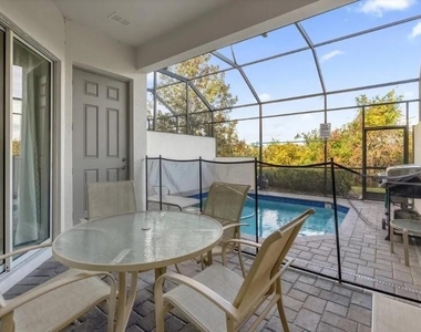 450 Captiva Drive - Photo Thumbnail 7