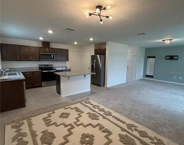 8328 Wilder Pines Avenue - Photo Thumbnail 7