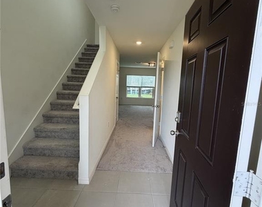 8328 Wilder Pines Avenue - Photo Thumbnail 2