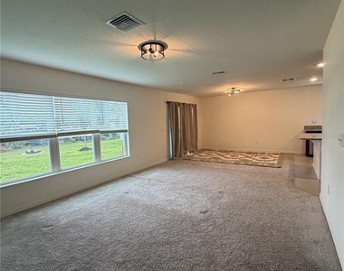 8328 Wilder Pines Avenue - Photo Thumbnail 6