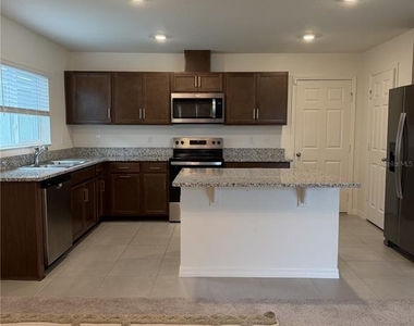 8328 Wilder Pines Avenue - Photo Thumbnail 8
