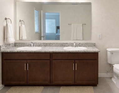 8328 Wilder Pines Avenue - Photo Thumbnail 16