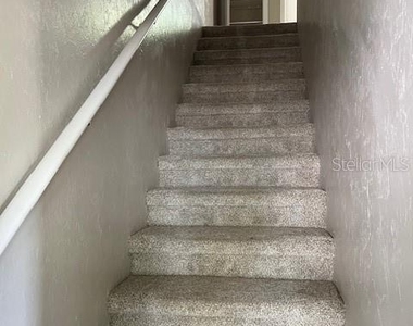3122 Sw 26th Terrace - Photo Thumbnail 2