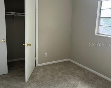 3122 Sw 26th Terrace - Photo Thumbnail 3
