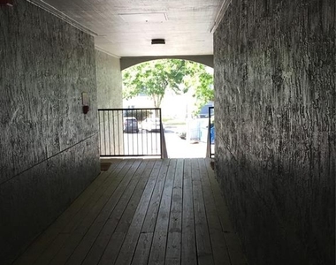 3705 Sw 27th Street - Photo Thumbnail 16