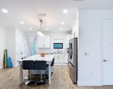 12033 Sarto Lane - Photo Thumbnail 18