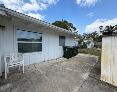 8513 Herbison Avenue - Photo Thumbnail 9