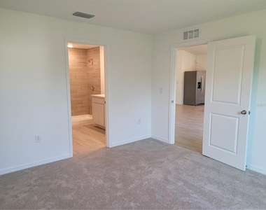 11383 Baggot Avenue - Photo Thumbnail 17