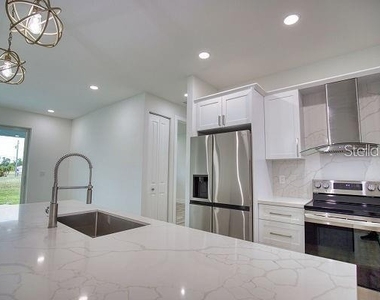 17434 Oro Court - Photo Thumbnail 23
