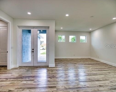 17434 Oro Court - Photo Thumbnail 10