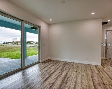 17434 Oro Court - Photo Thumbnail 8