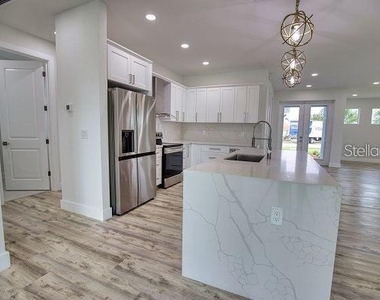 17434 Oro Court - Photo Thumbnail 19
