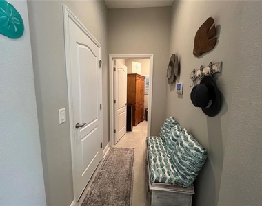 1867 Nottingham Trail - Photo Thumbnail 14