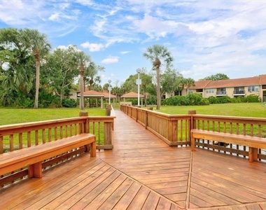 4049 Crockers Lake Boulevard - Photo Thumbnail 20