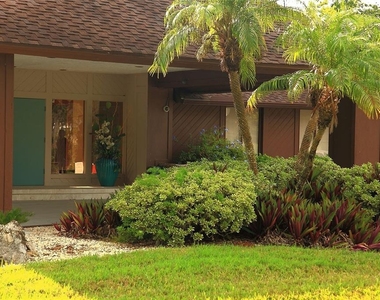 4572 Red Maple Road - Photo Thumbnail 19
