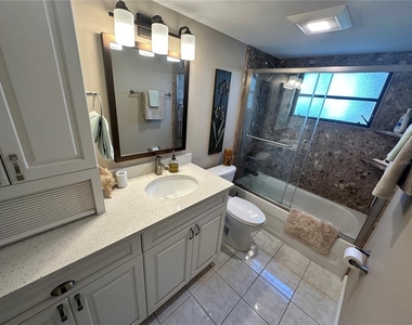 4572 Red Maple Road - Photo Thumbnail 16