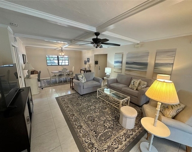 4572 Red Maple Road - Photo Thumbnail 4