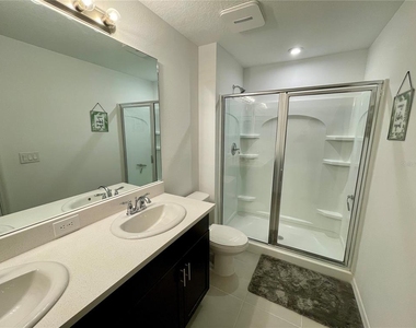 6417 Fairmont Lane - Photo Thumbnail 14