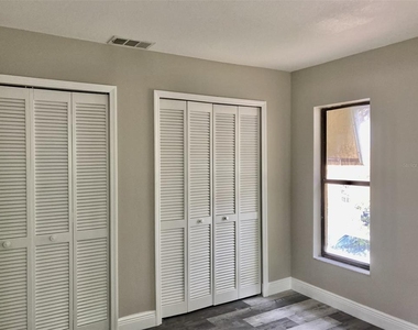 5008 Manatee Avenue W - Photo Thumbnail 5