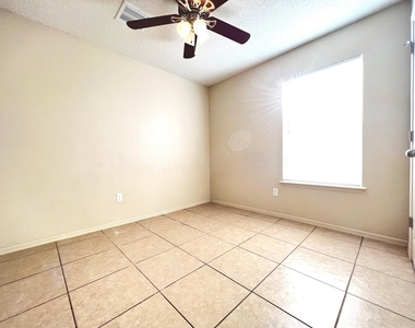 10183 Dijon Place - Photo Thumbnail 18