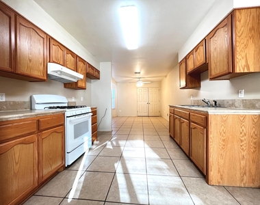 10183 Dijon Place - Photo Thumbnail 13