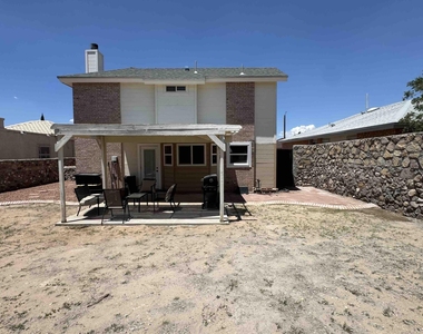 7448 Plaza Taurina Drive - Photo Thumbnail 25