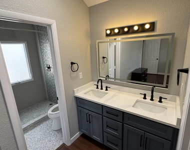 7448 Plaza Taurina Drive - Photo Thumbnail 2