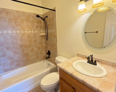 5466 Buffalo Creek Drive - Photo Thumbnail 38