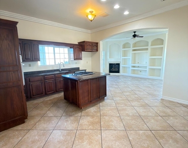 5466 Buffalo Creek Drive - Photo Thumbnail 23