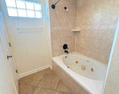 5466 Buffalo Creek Drive - Photo Thumbnail 39