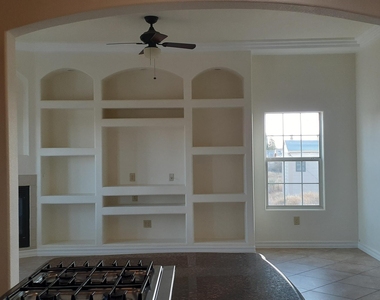 5466 Buffalo Creek Drive - Photo Thumbnail 9