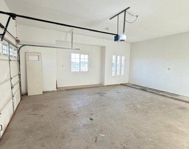 5466 Buffalo Creek Drive - Photo Thumbnail 41