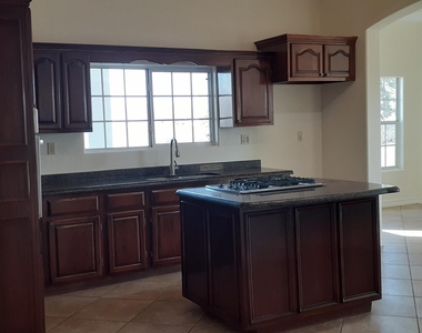 5466 Buffalo Creek Drive - Photo Thumbnail 6