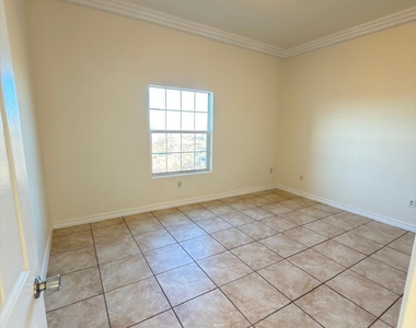 5466 Buffalo Creek Drive - Photo Thumbnail 28