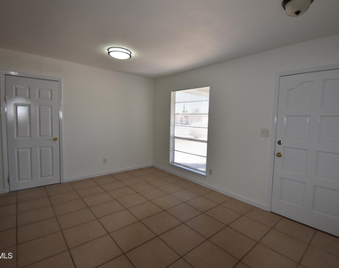 3417 Guthrie Street - Photo Thumbnail 3