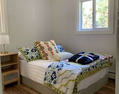 525 Munger Lane - Photo Thumbnail 6