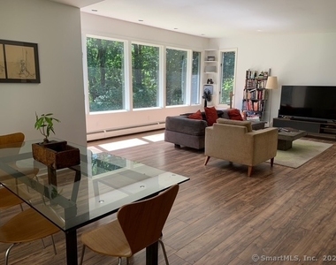 525 Munger Lane - Photo Thumbnail 12