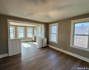 696 Main Street - Photo Thumbnail 5