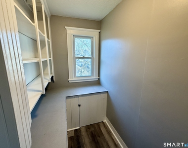 696 Main Street - Photo Thumbnail 3