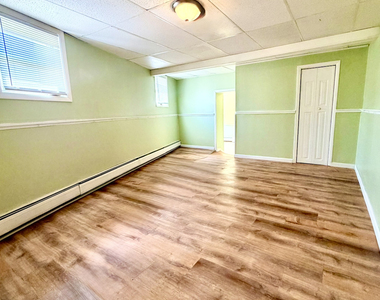 125 Ward Street - Photo Thumbnail 1